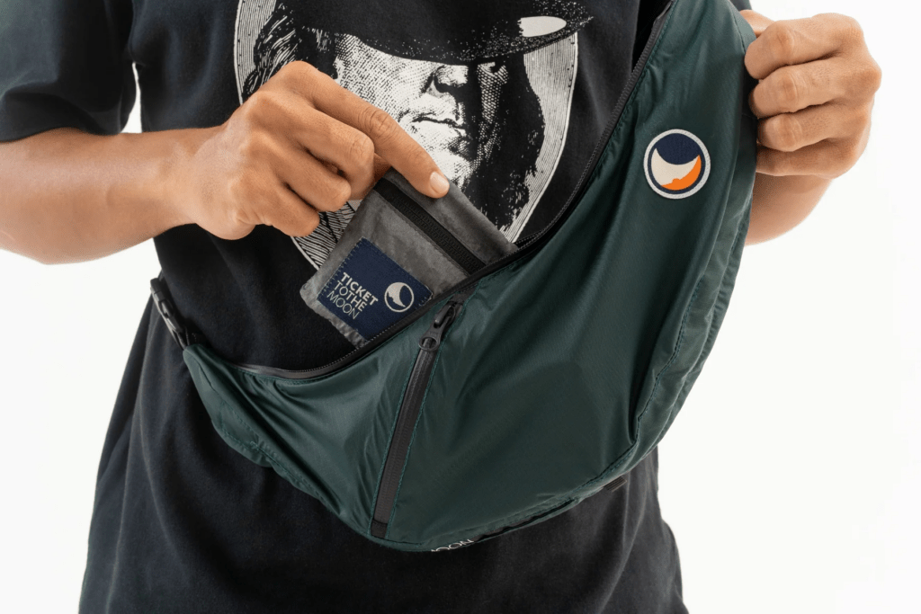 티켓투더문 슬링백